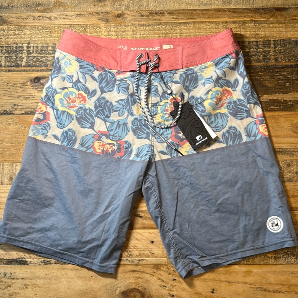 Surfcuz men’s board shorts, swim shorts size 30